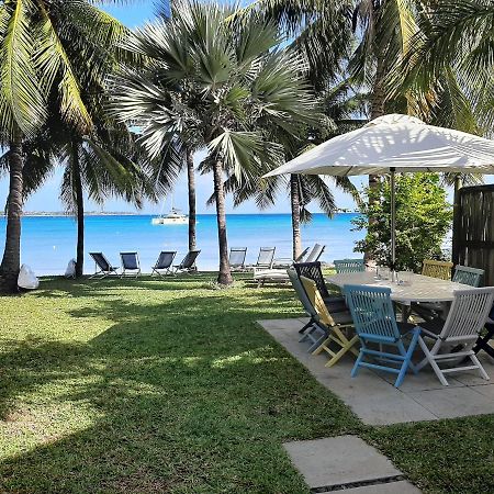 Fantastic Spacious Beachfront Villavacances Grand-Baie Kültér fotó