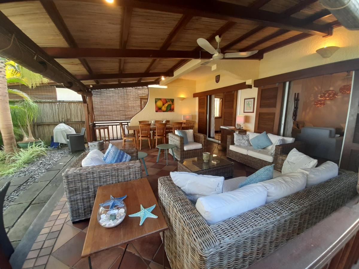 Fantastic Spacious Beachfront Villavacances Grand-Baie Kültér fotó