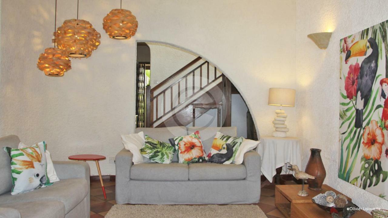 Fantastic Spacious Beachfront Villavacances Grand-Baie Kültér fotó