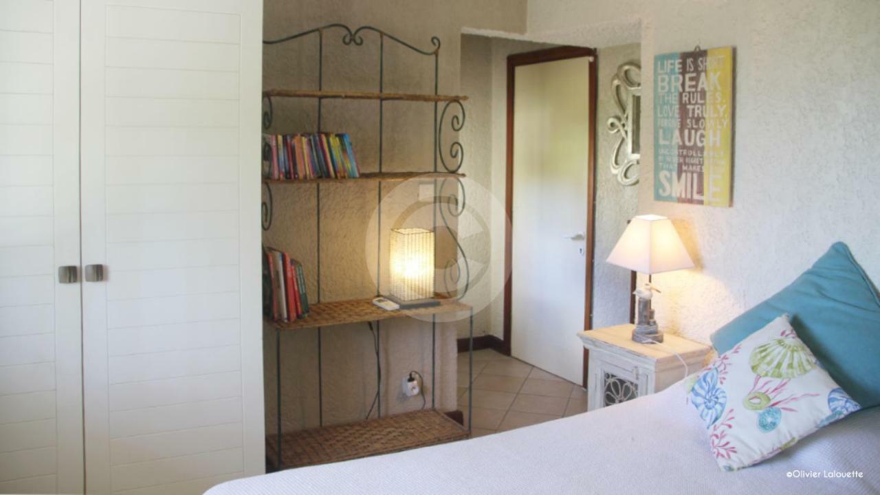 Fantastic Spacious Beachfront Villavacances Grand-Baie Kültér fotó